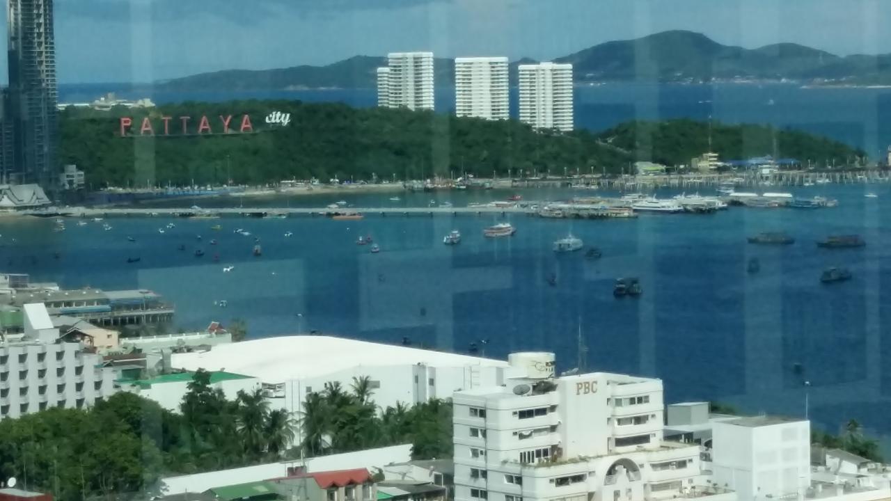 The Base Central Pattaya By Nkl Экстерьер фото